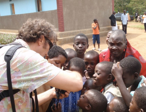 Voluneers in Rushooka